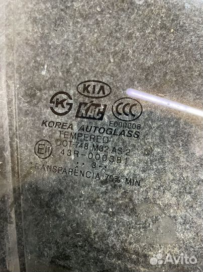 Стекло переднее правое Kia Rio 1
