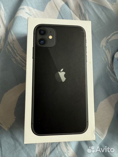 iPhone 11, 64 ГБ