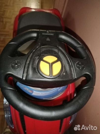 Детская машинка толокар