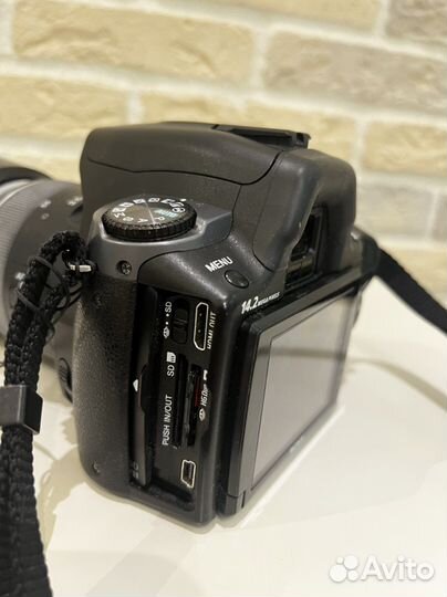 Объектив Sony 50 mm 1,4 и фотоаппарат Sony a 380