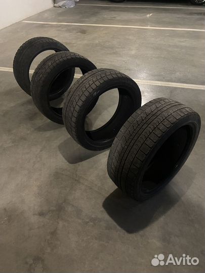 Bridgestone Blizzak VRX 235/40 R18 91S