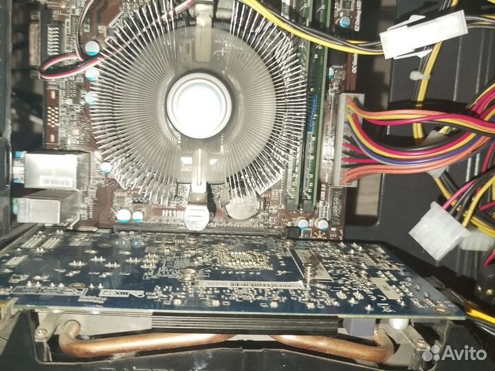 Игровой системный блок с монитором