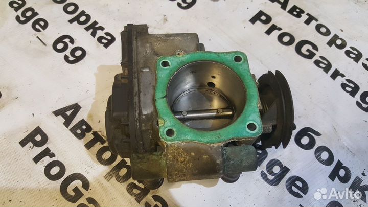 Дроссельная заслонка audi a4 b5 AHL ADP passat b5