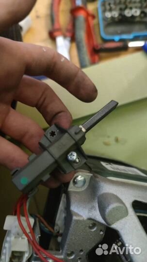 Ремонт стиральных машин/Посудомоек/Холодильников