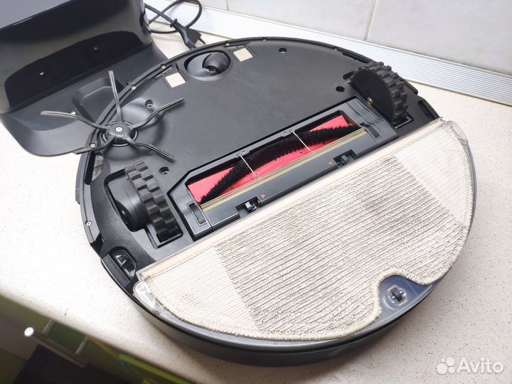 Робот-пылесос Roborock s6 черный