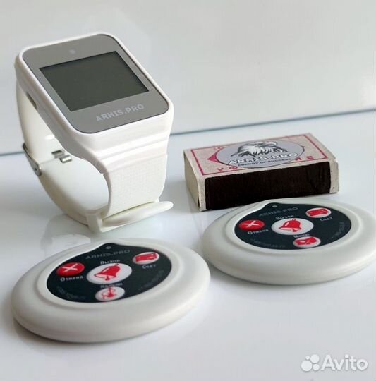 Беспроводная кнопка вызова официанта с часами