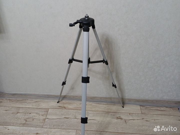 Штатив для лазерного уровня