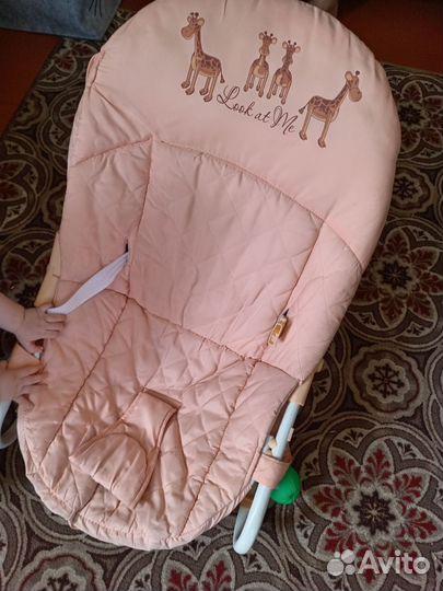 Шезлонг для новорожденных