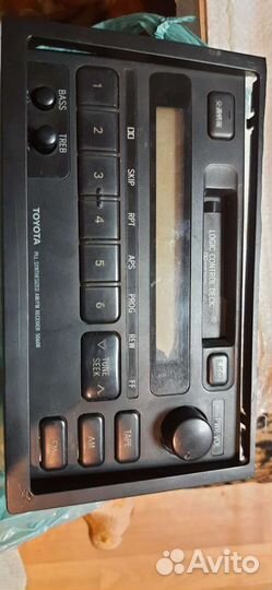 Магнитола а/м Toyota штатная с рамкой