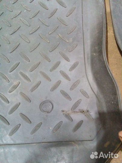 Автомобильные коврики на Toyota land cruiser