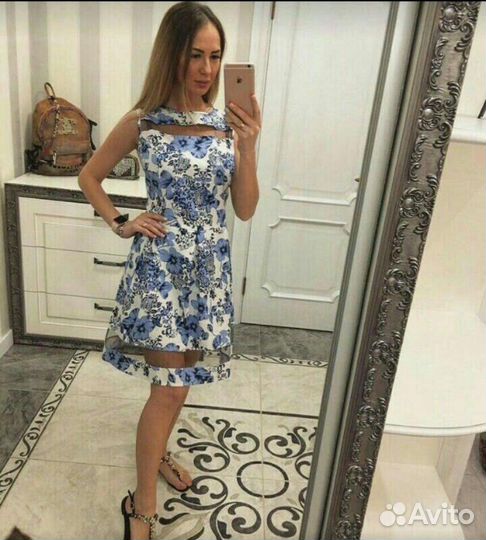 Новое женское платье