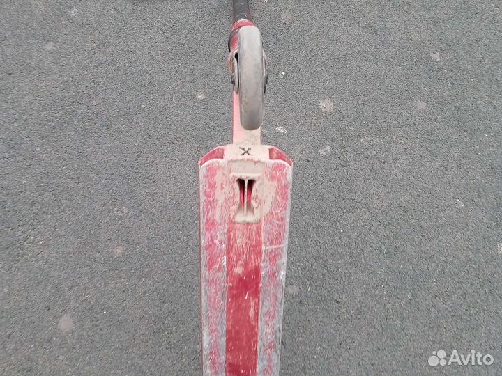 Трюковой самокат tech team б/у