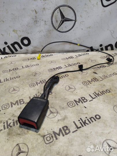 Замок ремня безопасности передний Mercedes E-Class