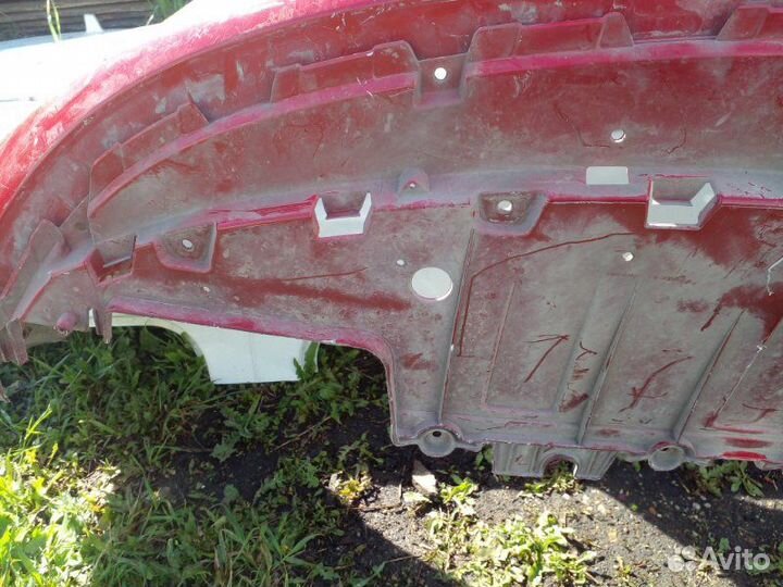 Бампер передний Opel Astra J 2010