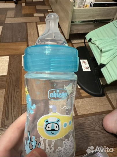 Молокоотсос,бутылочки,поильник