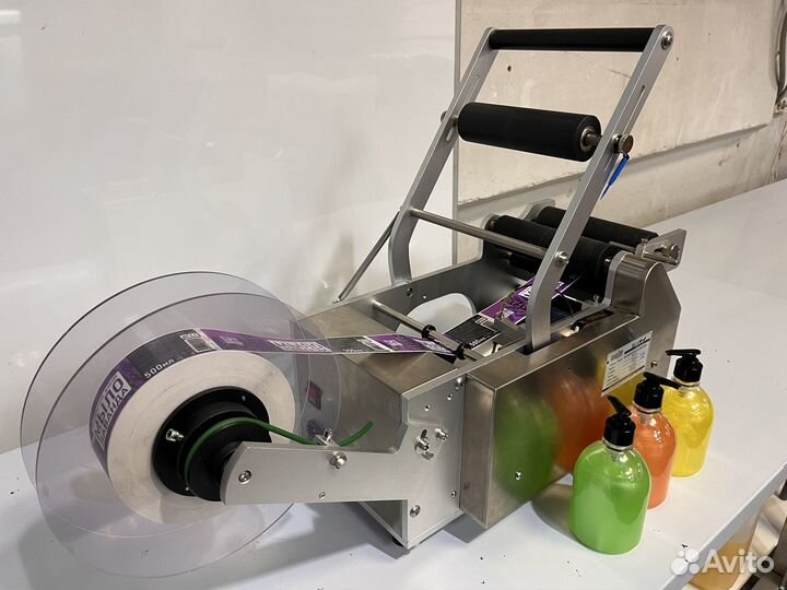 Этикетировщик бутылок