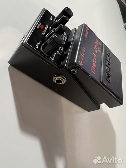 Гитарная педаль Boss metal zone MT-2