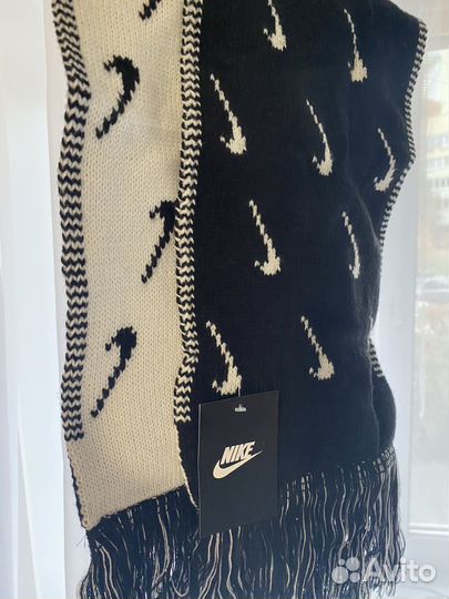 Шарф Nike swoosh