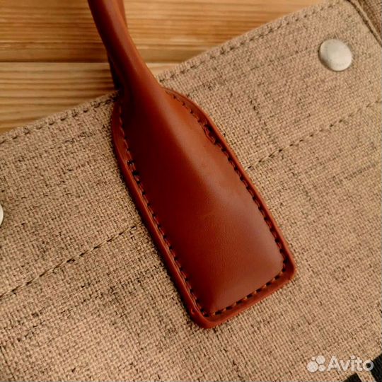 Сумка от saint laurent