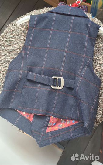 Жилетка нарядная для мальчика 80 - 86