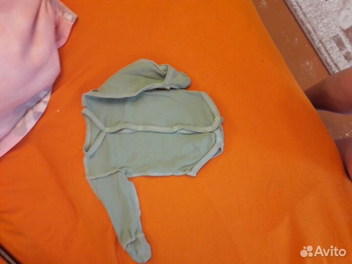 Боди и конбинезоны для новорожденного