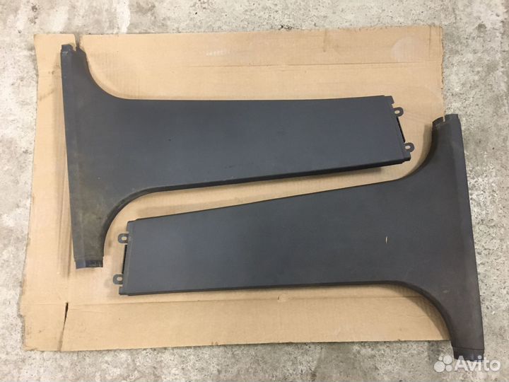 Обшивка центральной стойки Ford Focus ll (4430)