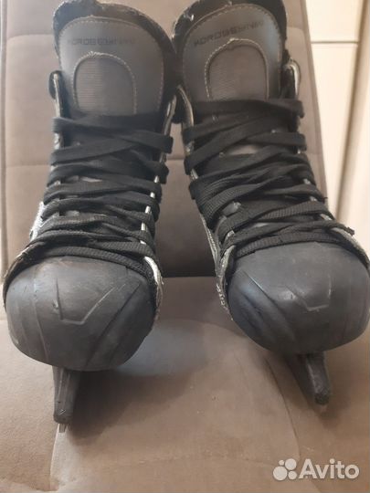 Коньки хоккейные