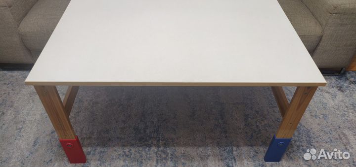 Стол IKEA детский деревянный с растущими ножками