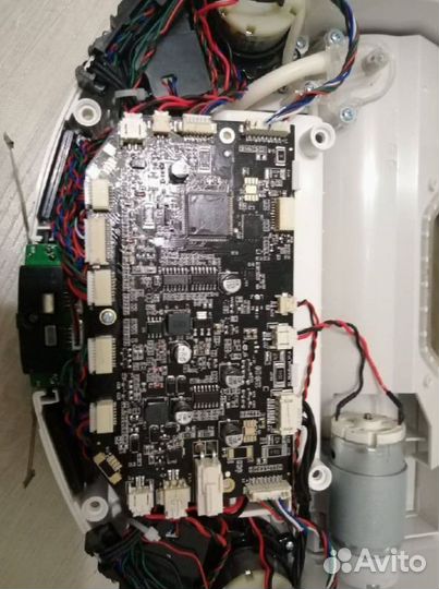 Запчасти для робота пылесоса