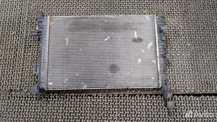 Радиатор охлаждения двигателя Ford Focus 3, 2011