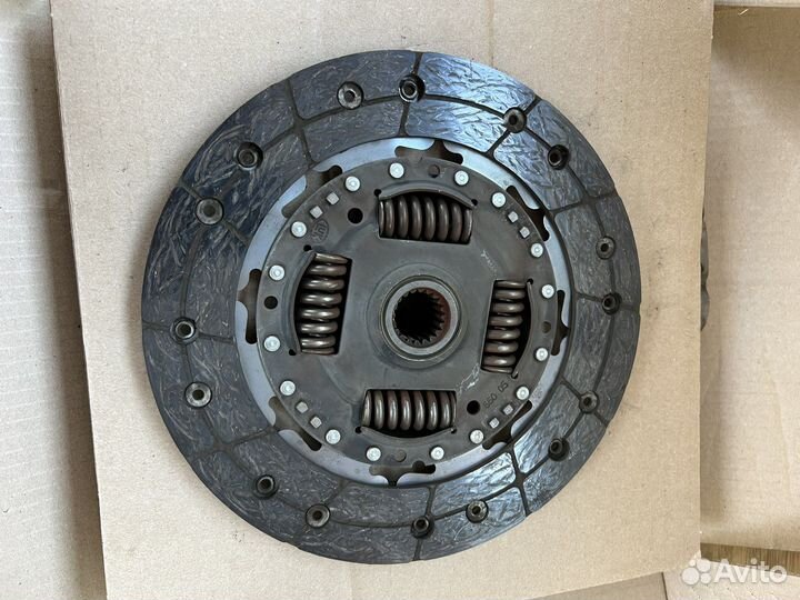 Сцепление на LADA largus