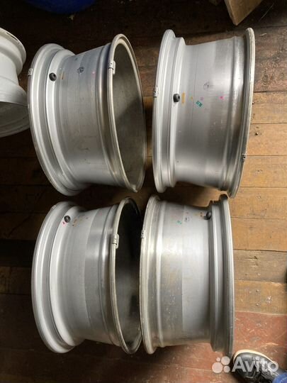 Диски R16 на mitsubishi L200 родные