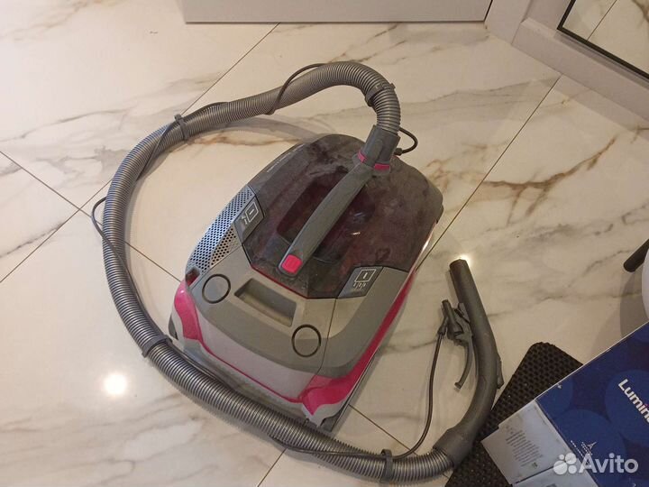 Моющий пылесос Thomas Allergy & Family