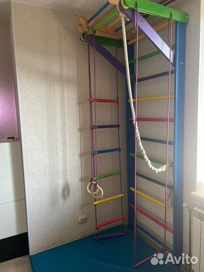 Шведская стенка с матом