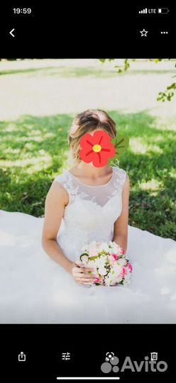 Свадебное платье