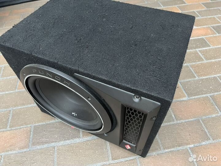 Автомобильный сабвуфер Rockford Fosgate P1-1X12