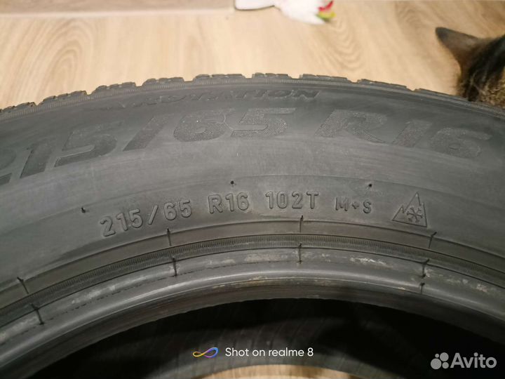 Pirelli P Zero Winter 215/65 R16
