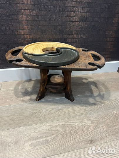 Винный столик