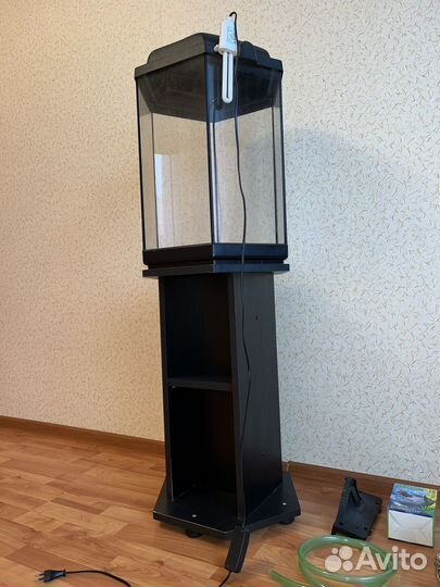 Аквариум вертикальный