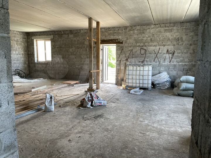 Дом 252,3 м² на участке 6 сот.