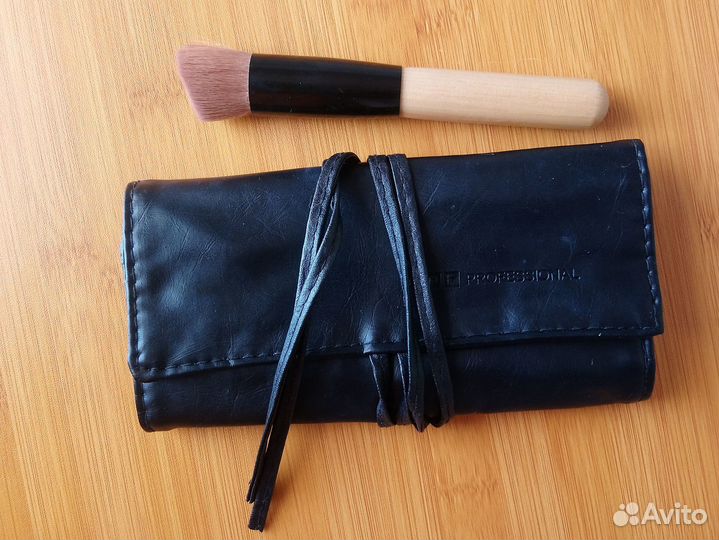 Чехол на 9 кистей для макияжа