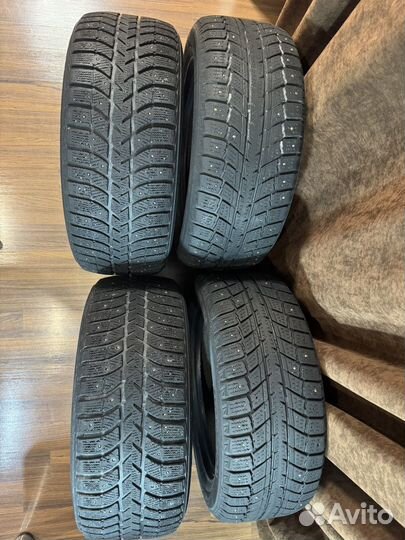 Bridgestone Ice Cruiser 5000 225/55 R16 95T