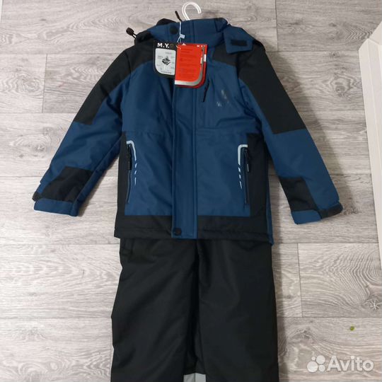 Демисезонный костюм на мальчика 110 -116