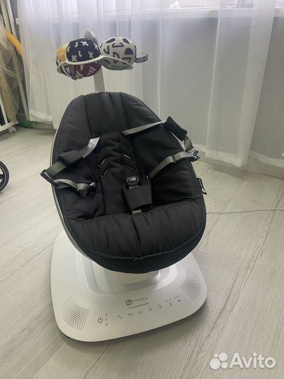 Кресло-качалка 4moms mamaRoo New черная