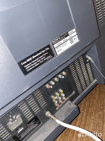 Телевизор Sony trinitron