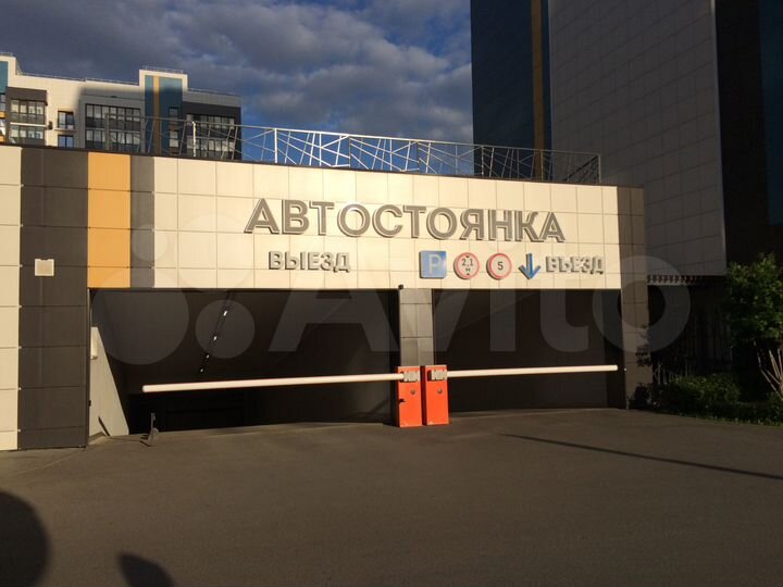 Машиноместо, 13 м²