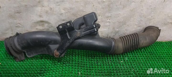 Патрубок воздушного фильтра Honda Civic 5D (FN) 2