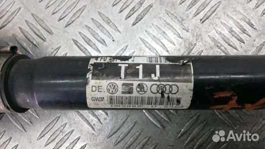 Привод передний левый audi A6 C6 (76F14KS01)