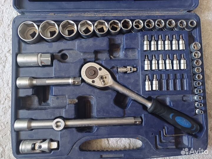 Набор инструментов бу