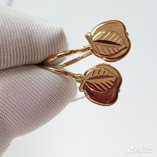 Золотые серьги